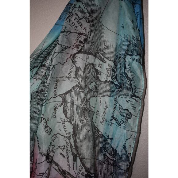 Ombre Travel Map Blue Pink Infinity Scarf - Picture 2 of 3